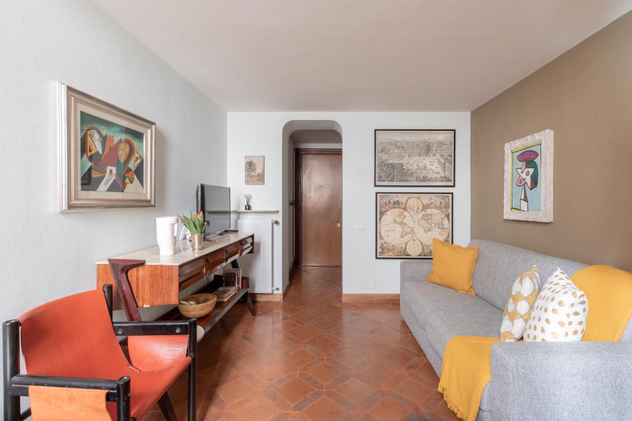 Iflat Pantheon Historic Two-story Rom